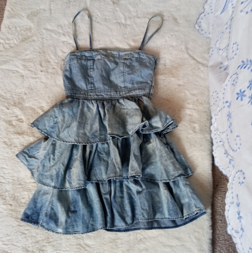 Super cute ruffle jean dress